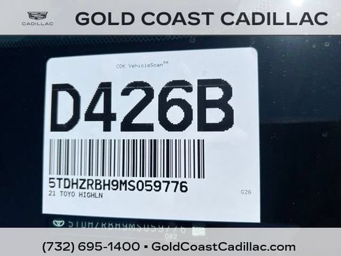 Used 2021 Toyota Highlander XLE AWD/4WD image 26