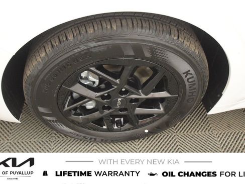New 2026 Kia K5 LXS image 21