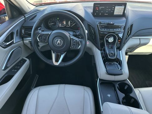Certified 2025 Acura RDX w/ Technology Package image 2