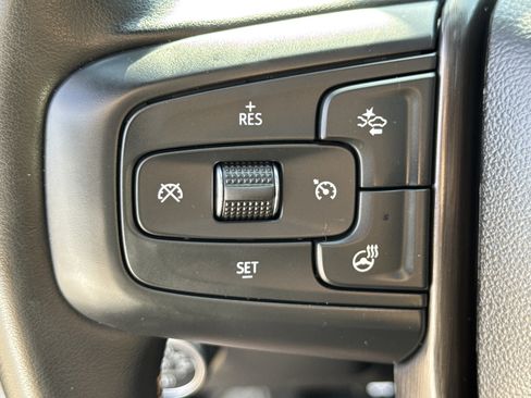 Used 2024 GMC Sierra 2500 AT4 w/ AT4 Preferred Package image 25