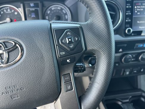 Used 2023 Toyota Tacoma TRD Off-Road AWD/4WD image 20