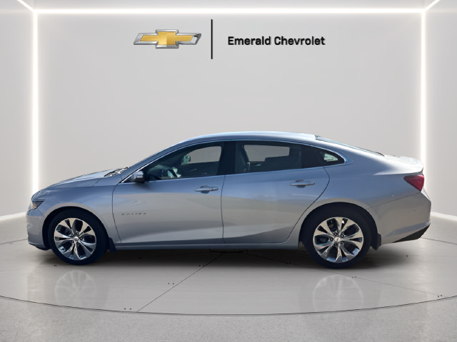 Used 2017 Chevrolet Malibu Premier w/ Driver Confidence Package FWD image 2