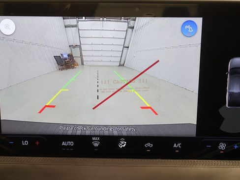 New 2025 Ford Maverick XL image 19