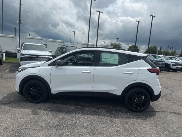 New 2027 Chevrolet Bolt RS w/ Super Cruise Package FWD image 6