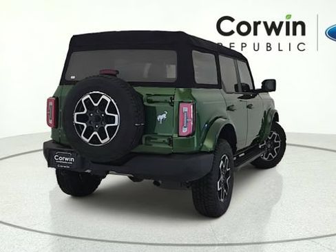 Used 2024 Ford Bronco Outer Banks AWD/4WD image 5