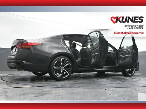 Used 2024 Nissan Altima 2.5 SR image 62