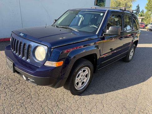 Used 2012 Jeep Patriot Sport FWD image 1