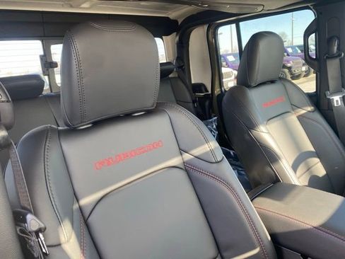 New 2026 Jeep Gladiator Rubicon w/ Safety Group image 19