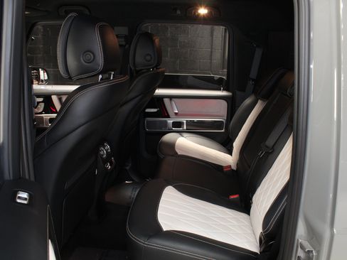 Used 2021 Mercedes-Benz G 550 image 39