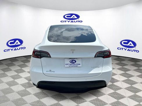 Used 2021 Tesla Model Y Long Range AWD/4WD image 4