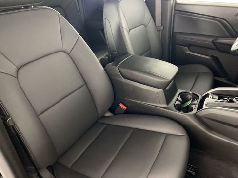 Used 2024 Chevrolet Colorado LT w/ LT Convenience Package III image 29