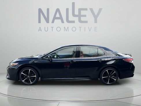 Used 2019 Toyota Camry XSE w/ Accessory Appearance Package FWD image 2