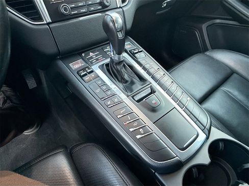 Used 2018 Porsche Macan GTS w/ Premium Package Plus image 17