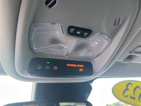 Used 2023 Chevrolet TrailBlazer LT w/ Convenience Package image 22