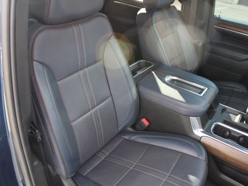 Used 2022 Chevrolet Silverado 1500 High Country w/ High Country Premium Package image 81