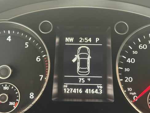 Used 2013 Volkswagen CC Sport FWD image 17