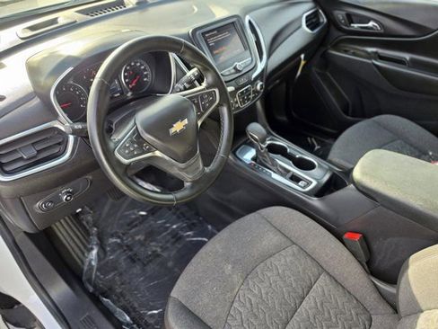 Used 2024 Chevrolet Equinox LT image 17