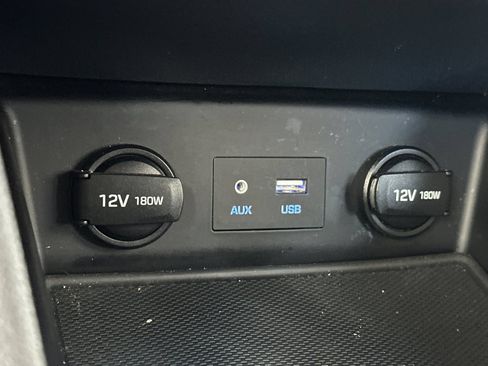Used 2018 Hyundai Ioniq Blue FWD image 31