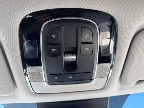 Used 2021 Hyundai Palisade SEL w/ Premium Package image 27