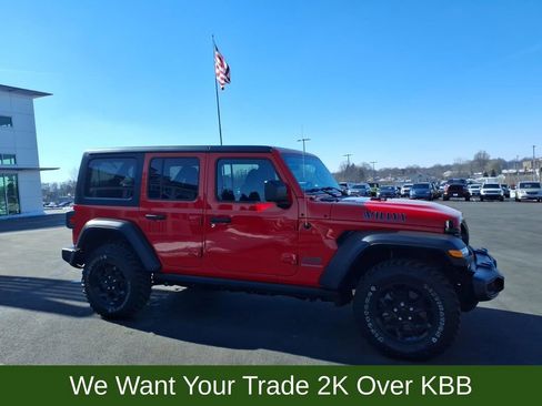 Used 2023 Jeep Wrangler Unlimited w/ 8.4" Radio Group image 7