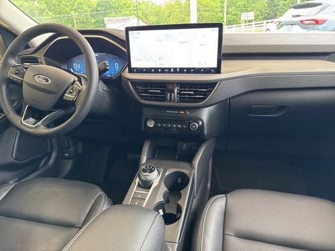 Used 2024 Ford Escape Platinum AWD/4WD image 31