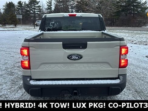New 2025 Ford Maverick XLT w/ Equipment Group 301A image 28