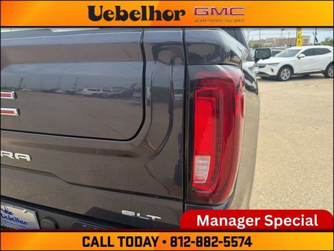 Used 2025 GMC Sierra 1500 SLT AWD/4WD image 8