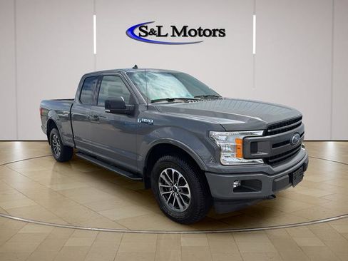 Used 2018 Ford F150 XLT w/ Equipment Group 302A Luxury AWD/4WD image 1