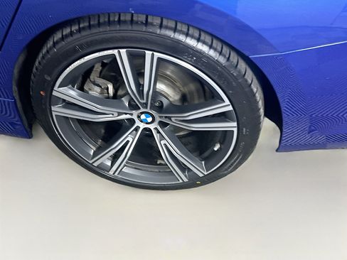 Used 2021 BMW 330i xDrive Sedan w/ M Sport Package image 11