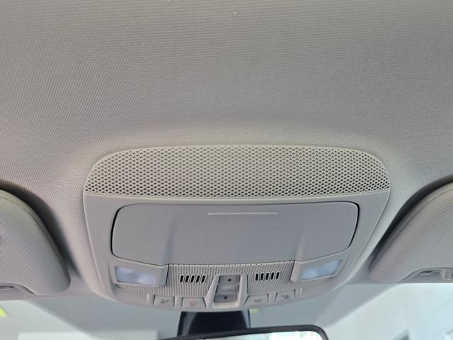 Used 2020 Ford Fusion SEL FWD image 16