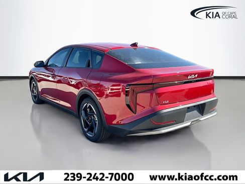 New 2025 Kia K4 EX image 3