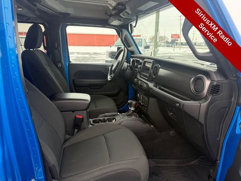 Used 2021 Jeep Gladiator Willys image 33
