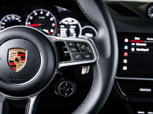 Certified 2023 Porsche Cayenne Coupe image 16
