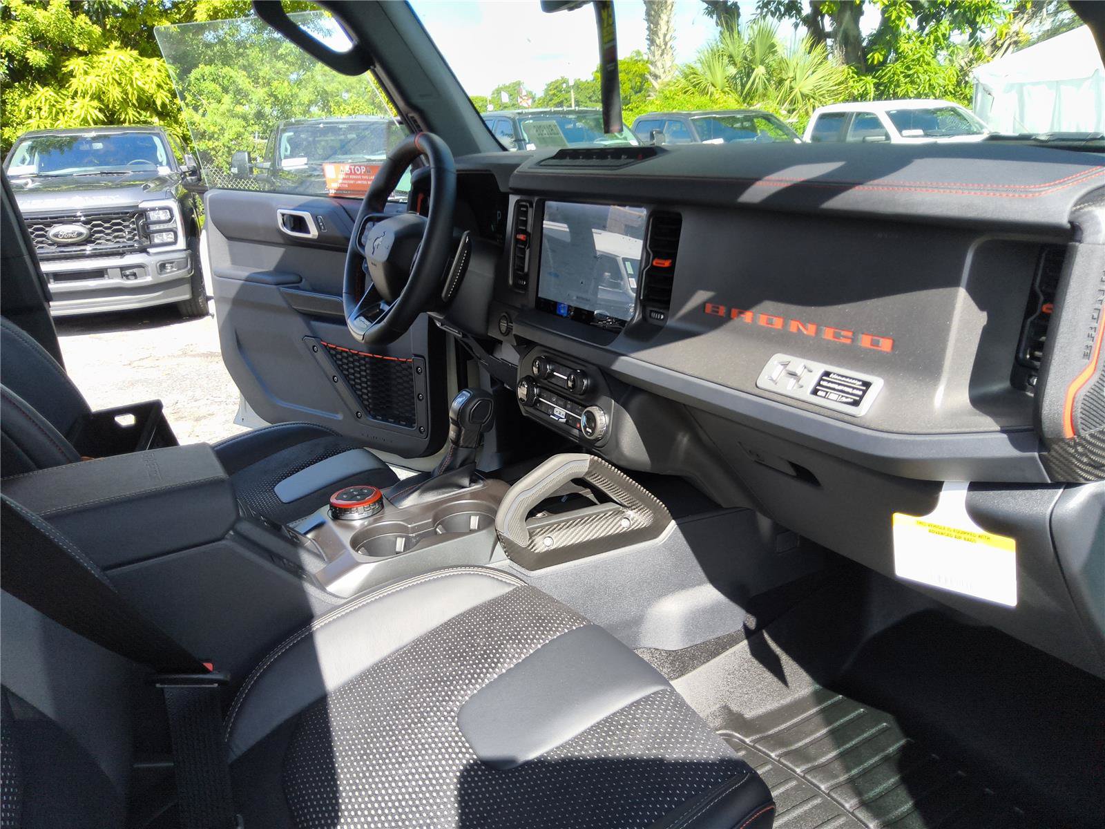 New 2026 Ford Bronco Raptor w/ Interior Carbon Fiber Pack AWD/4WD image 32