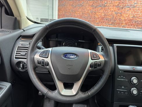 Used 2019 Ford Flex SEL w/ Equipment Group 202A AWD/4WD image 15