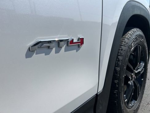 Used 2022 GMC Terrain AT4 w/ Infotainment Package II image 12