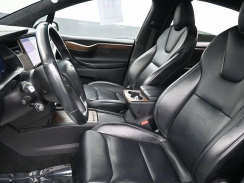Used 2020 Tesla Model X Long Range image 25