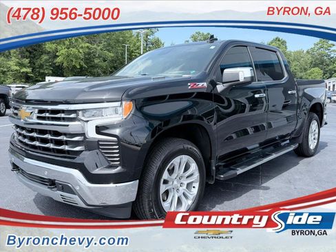 Used 2022 Chevrolet Silverado 1500 LTZ w/ Technology Package AWD/4WD image 1