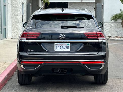 Used 2023 Volkswagen Atlas Cross Sport SE FWD image 5