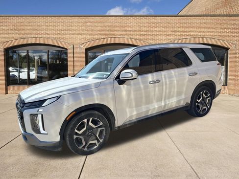 Used 2023 Hyundai Palisade Limited w/ Cargo Package image 7