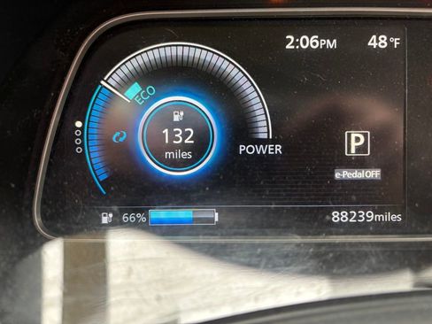 Used 2020 Nissan Leaf SV Plus image 11