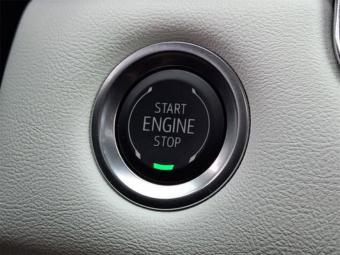 Used 2025 GMC Canyon AT4 w/ AT4X AEV Edition image 26