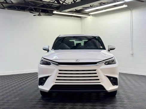 Used 2024 Lexus TX 350 AWD image 5