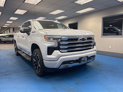 New 2026 Chevrolet Silverado 1500 High Country w/ Technology Package AWD/4WD image 1