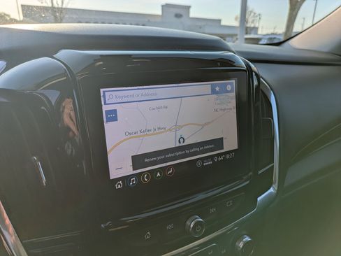 Used 2021 Chevrolet Traverse RS image 27