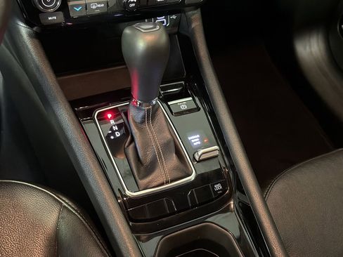 Used 2022 Jeep Compass Limited image 27