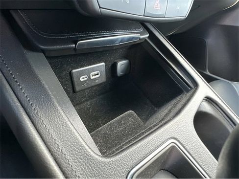 Certified 2024 Cadillac XT4 Premium Luxury image 24