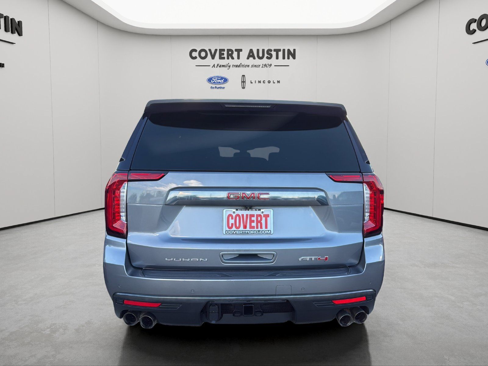 Used 2022 GMC Yukon AT4 w/ AT4 Premium Package AWD/4WD image 4