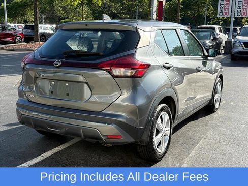 Used 2023 Nissan Kicks S FWD image 8