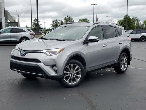 Used 2017 Toyota RAV4 Limited w/ All Weather Liner Package AWD/4WD image 38